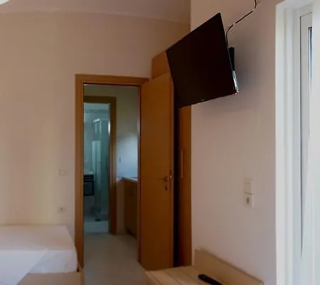 Angela Apartman *