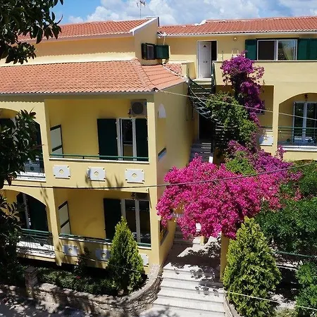 Angela Apartman *