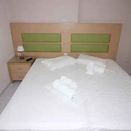 Angela Apartman *
